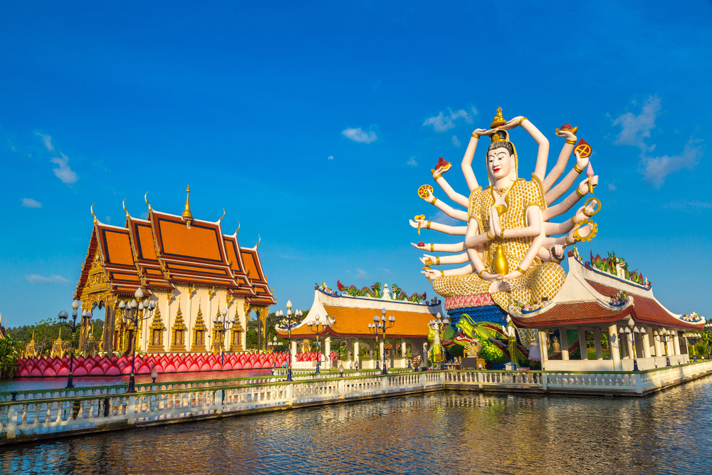 Enjoy the beauty of local temples nearby Choeng Mon Beach